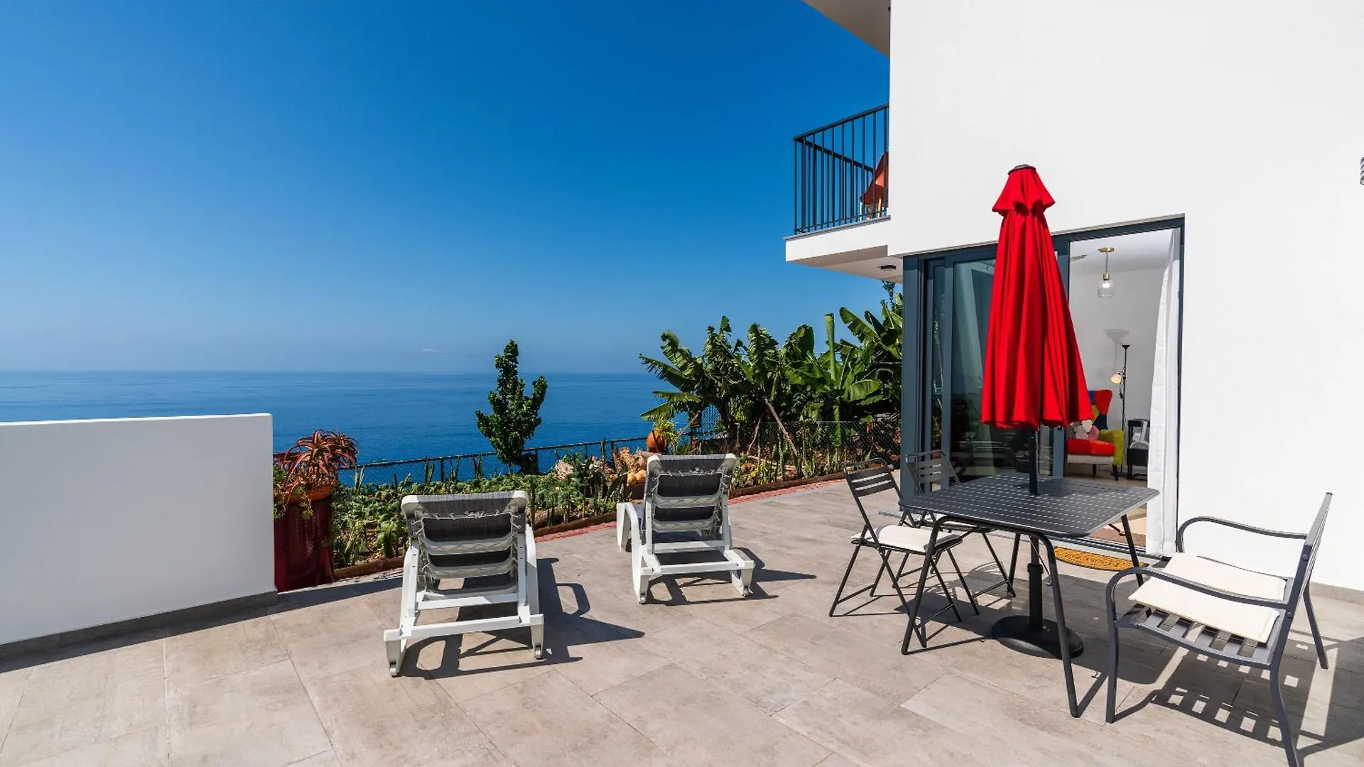 Mouras House, Arco Da Calheta Villa
