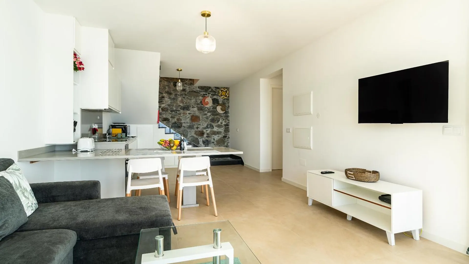 Feriehus Mouras House, Arco Da Calheta Villa